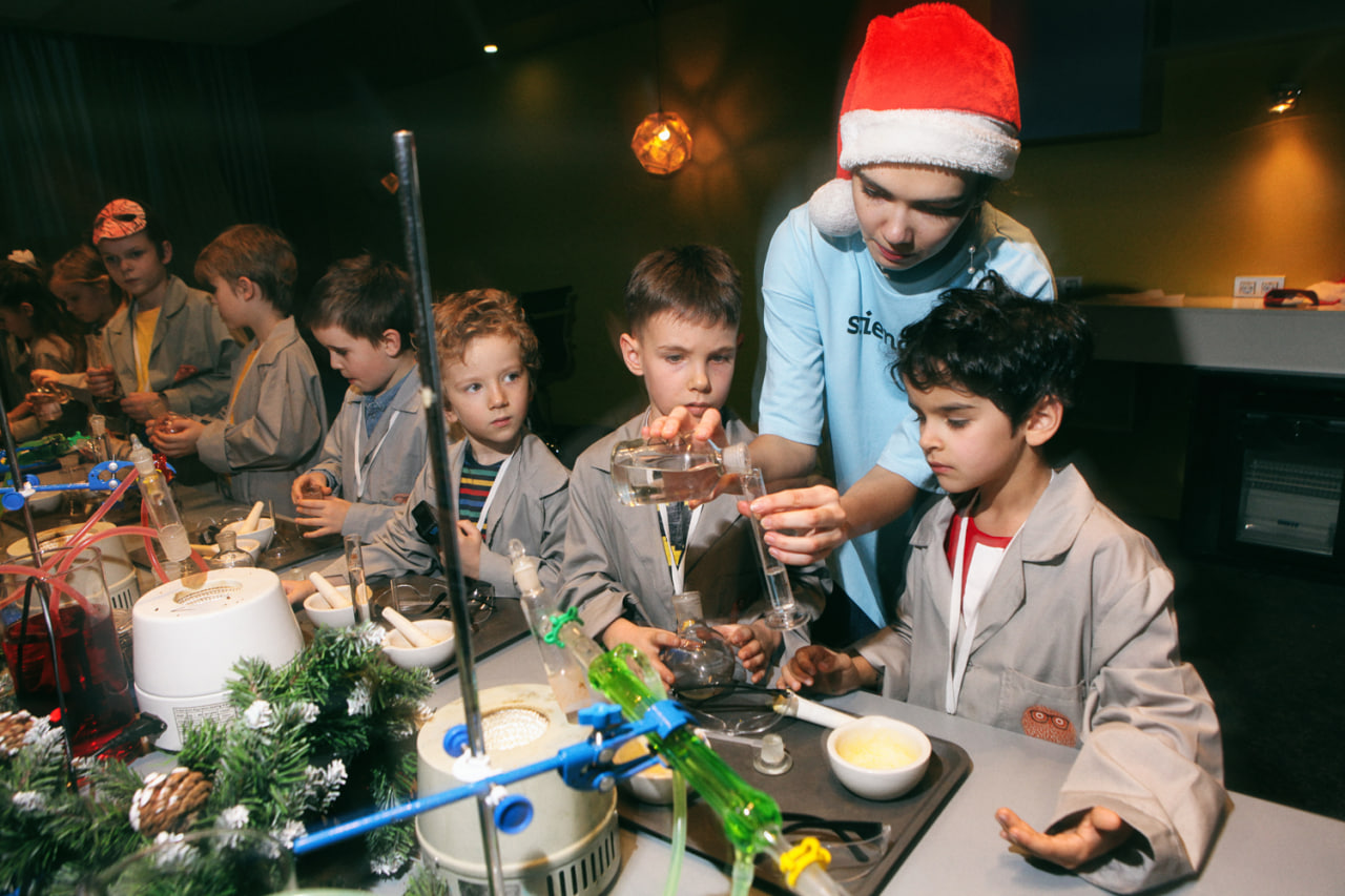 43a133655a2a7794cb34b8c2aa0084b34bb2e773