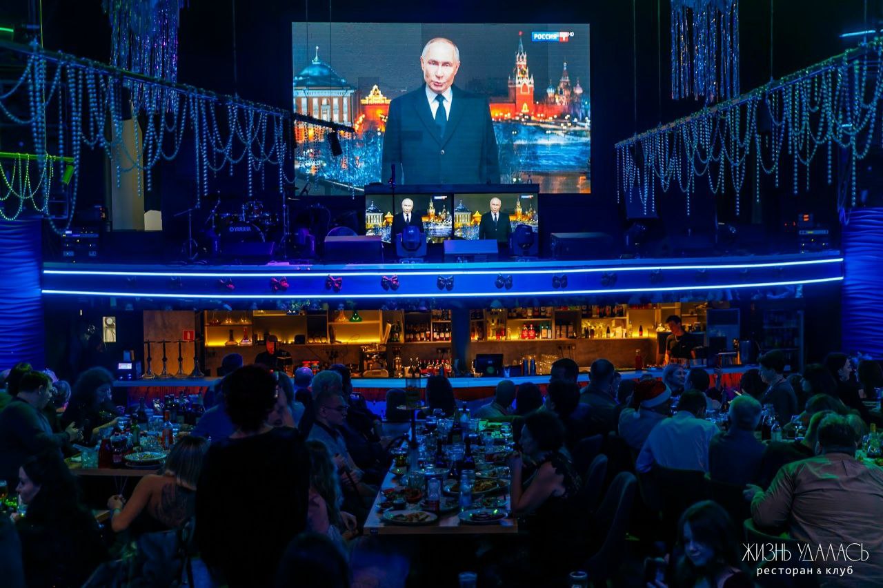 da695af7cdb7494e2b70a94d53e1aa0df7c42584